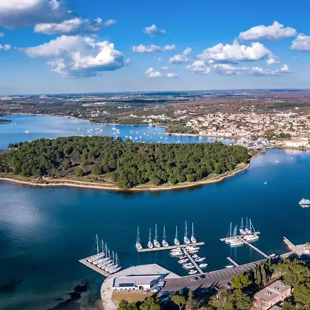 Hilde Blue-7 By Interhome Medulin