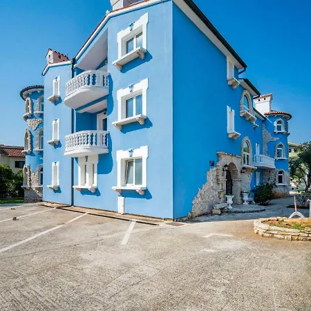 Hilde Blue-7 By Interhome Apartment