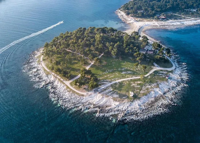 Hilde Blue-7 By Interhome 메덜린